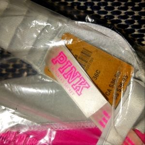 NWT 36C Victoria's secret bra
